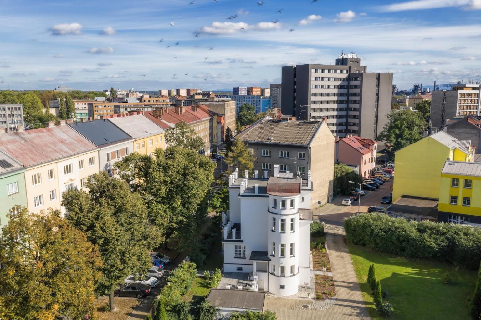 Apartments Villa Whitehouse Ostrava Eksteriør bilde